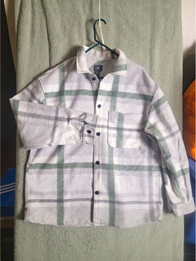 H&M Men's Plaid Fleece Shacket Jacket Button-Up Point Collar Pockets Size XL
